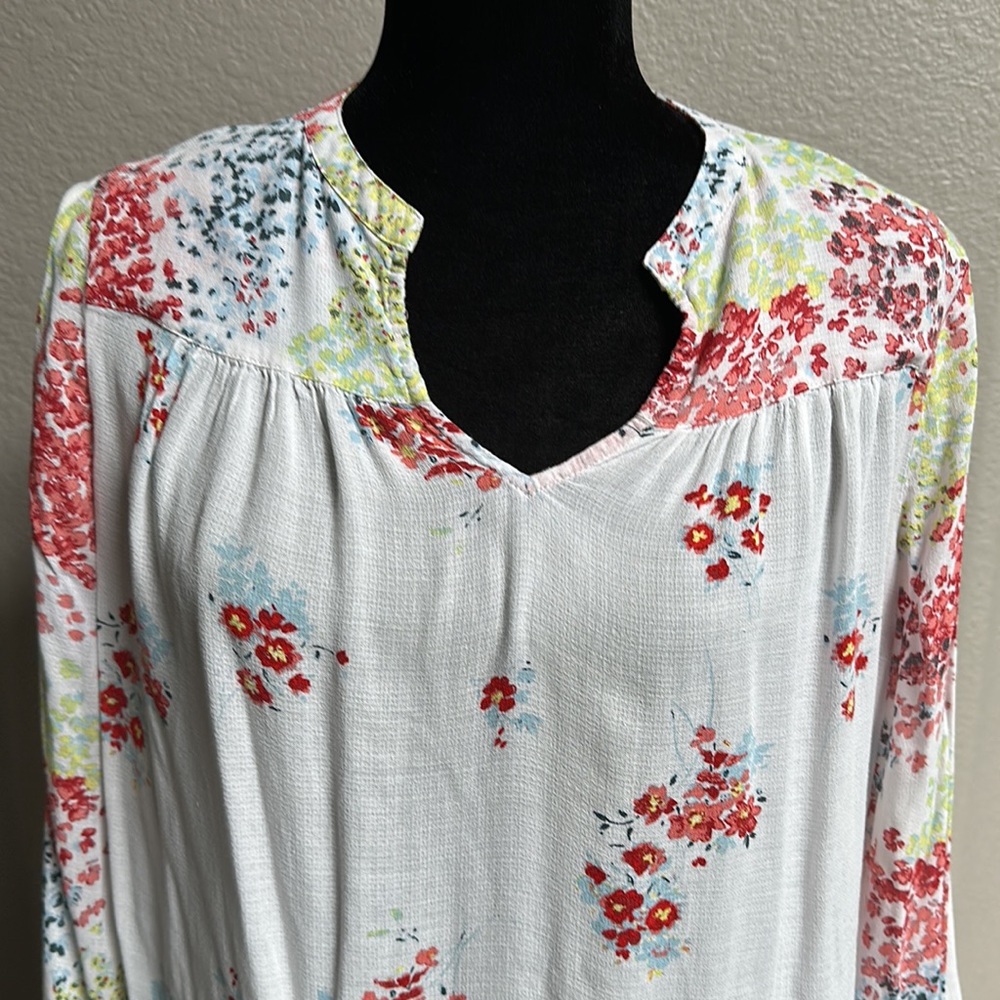 Lucky Brand Top Size Mediuk - Picture 3 of 6